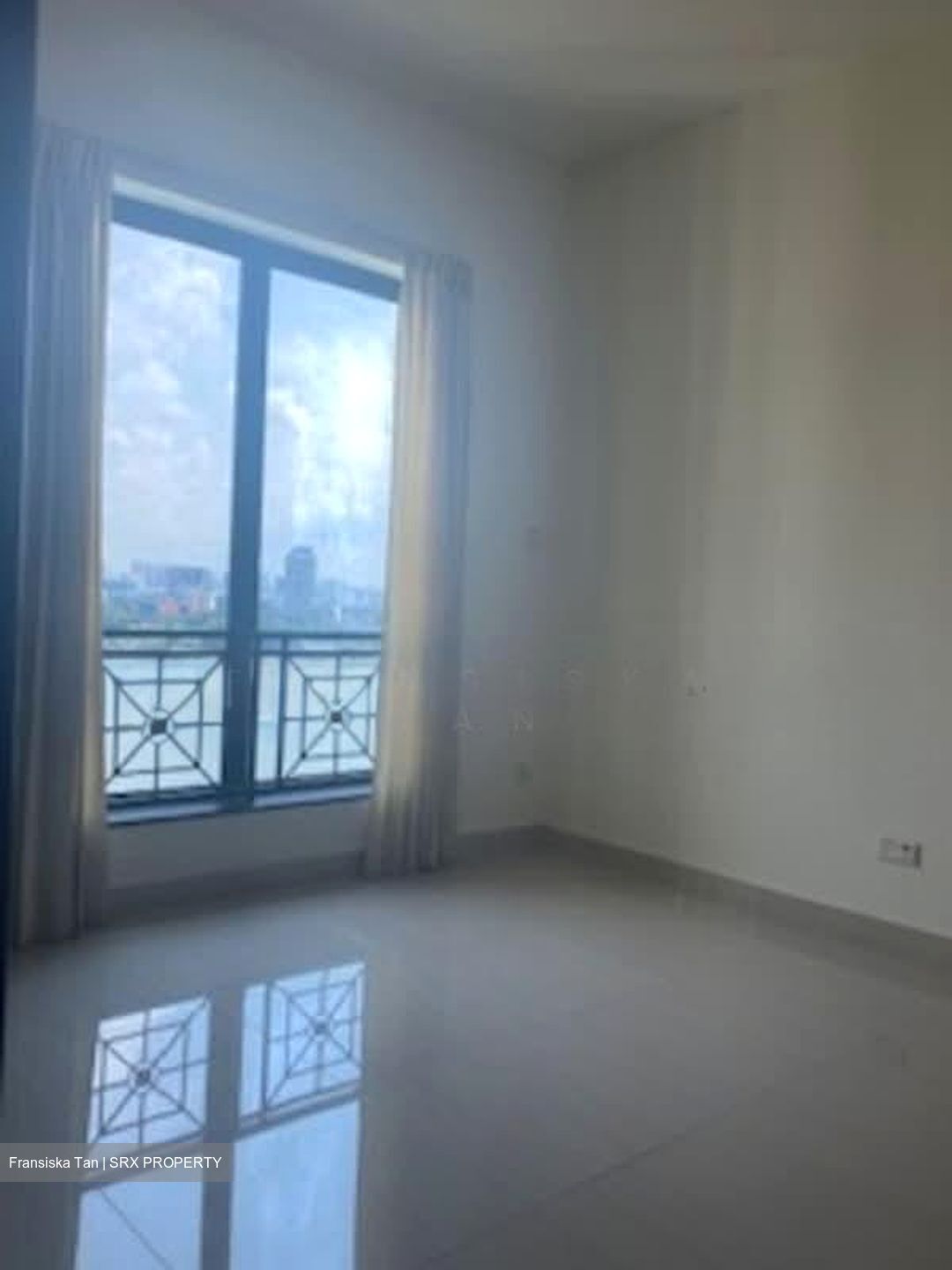 Pebble Bay (D15), Condominium #557978981